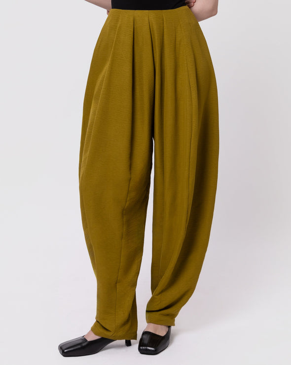 The Sculpted Barrel Pants