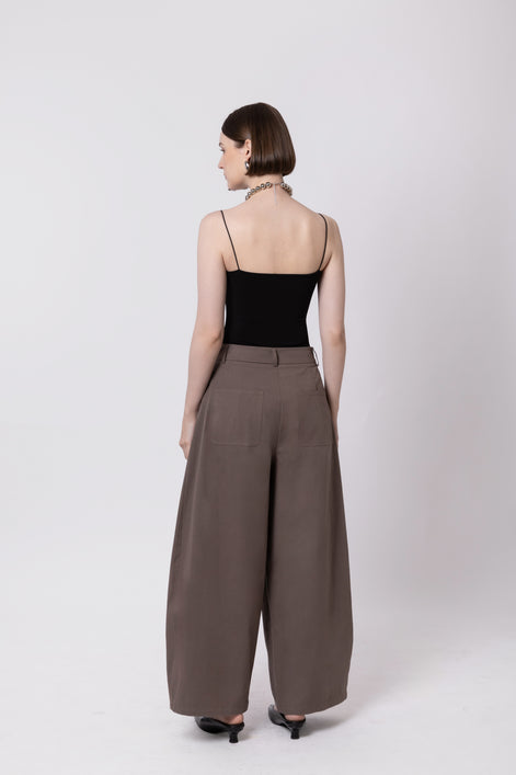 The Pleated Volume Pants